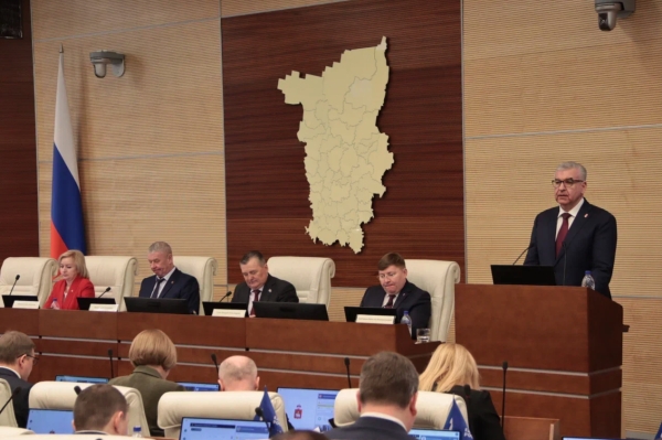 Игорь Сапко на заседании краевого парламента представил Ежегодный доклад за 2023 год
