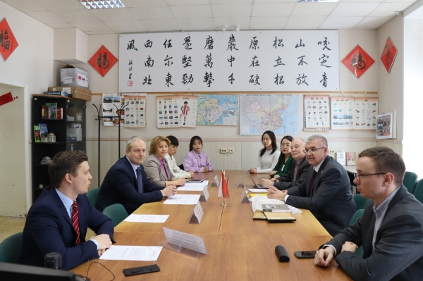 Состоялась рабочая встреча по вопросам адаптации и правовой защиты китайских студентов.